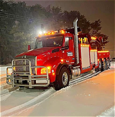 White's Towing & Recovery tow truck