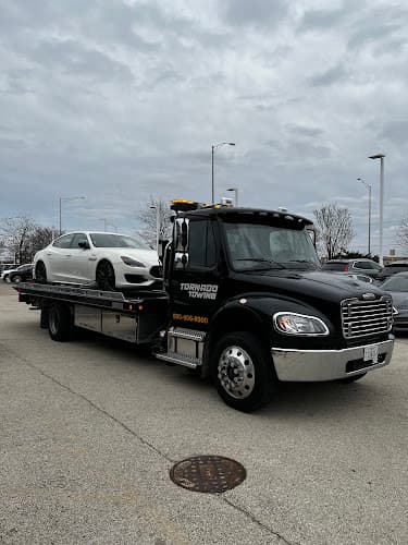 Tornado Towing tow truck