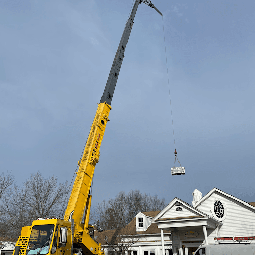 T R Crane & Towing Service tow truck