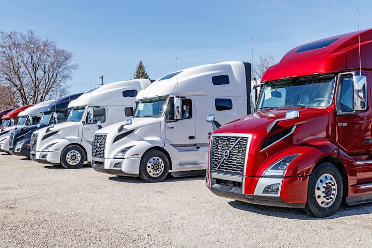 Lakes Area Truck Repair tow truck