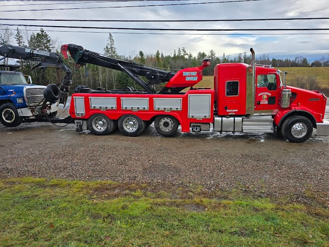 Lyons Towing tow truck