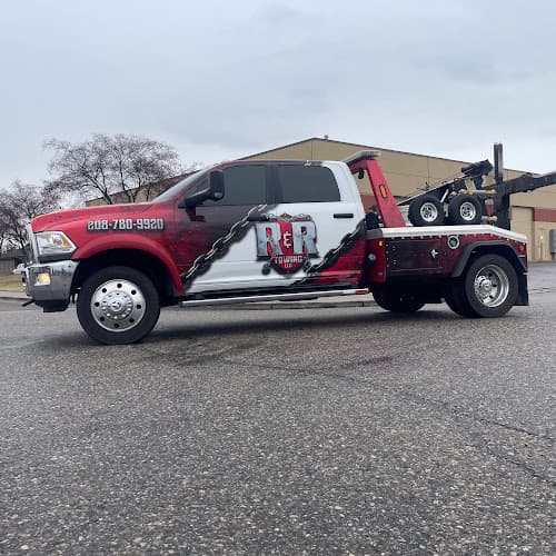 R&R Towing LLC tow truck