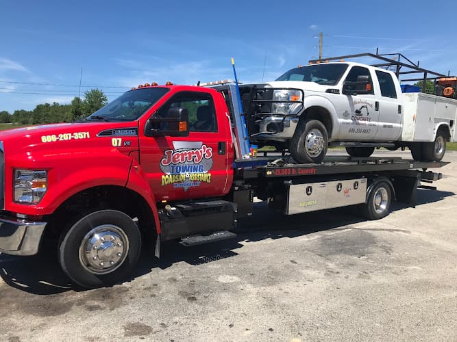 Jerry's Towing & Roadside Assistance LLC tow truck