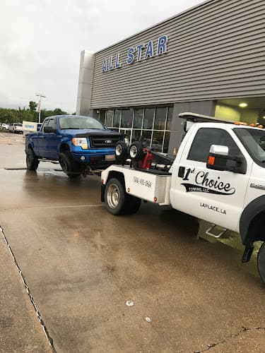 1st Choice Towing LLC tow truck