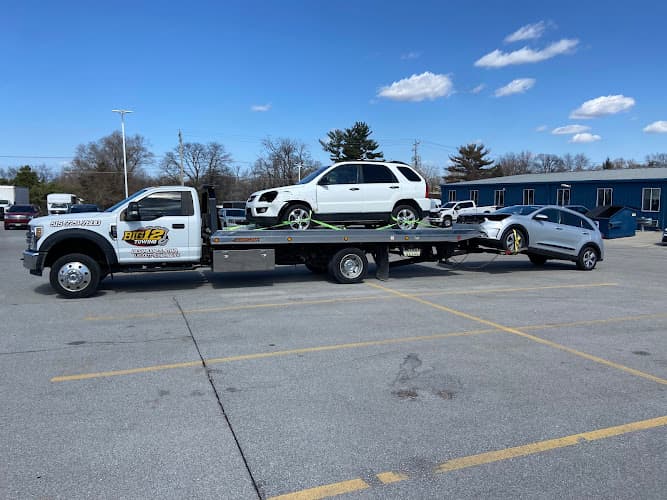 Big 12 Towing LLC tow truck