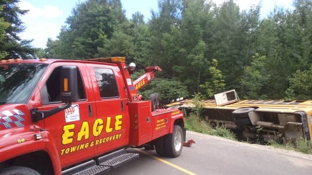Eagle Towing tow truck