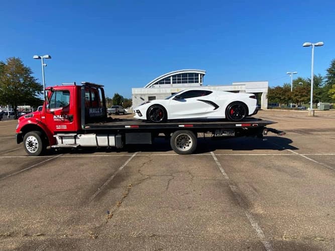 Hall's Towing Service tow truck