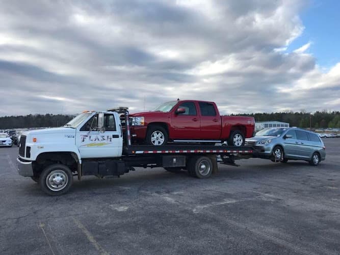 Flash Towing & Recovery tow truck