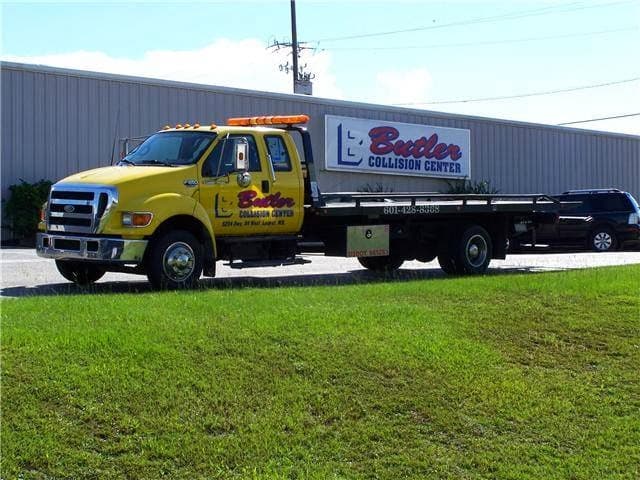 Butler Collision Center, LLC tow truck