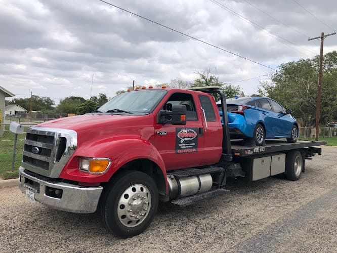 Eddy's Towing tow truck