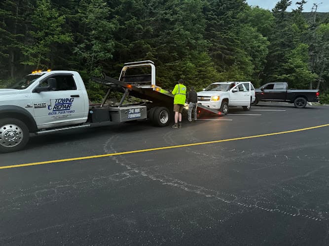 JC Towing & Repair tow truck