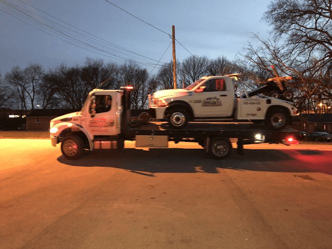 Copeland's Towing & Recovery tow truck