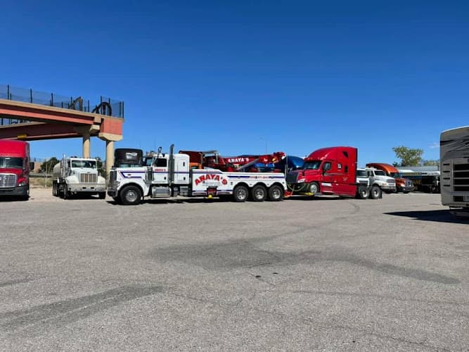 Anaya's Roadrunner Wrecker Service tow truck