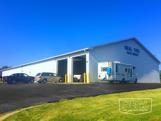 Neal Tire & Auto Service tow truck