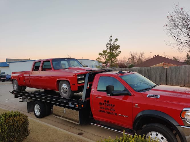 R - R Towing & Recovery LLC tow truck