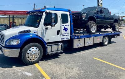 Texas Towing tow truck