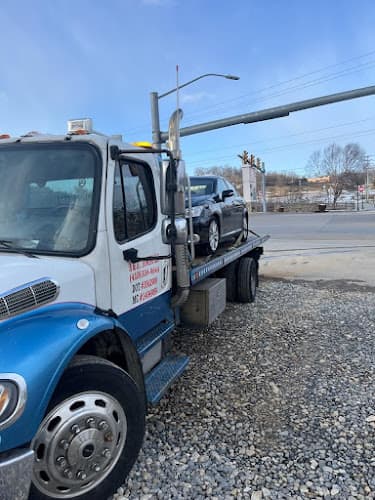 A&A towing and roadside assistance tow truck