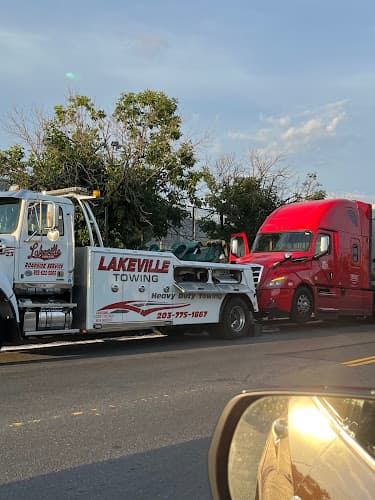 Lakeville Towing tow truck