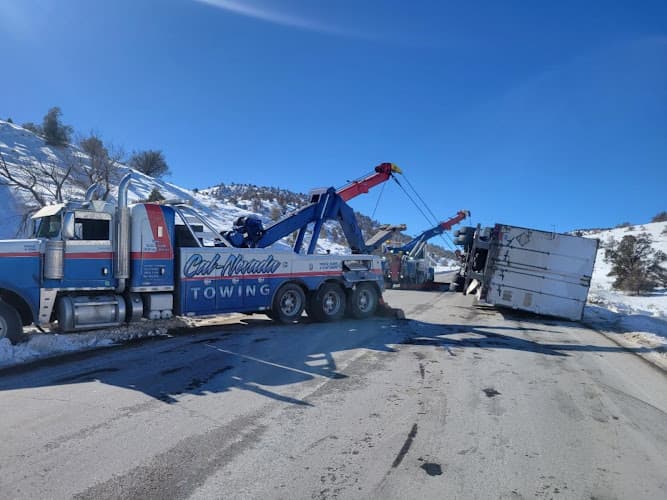Cal-Nevada Towing tow truck