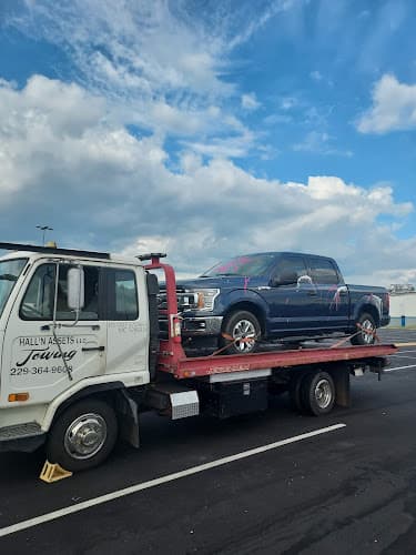 Hall'n Assets Towing tow truck