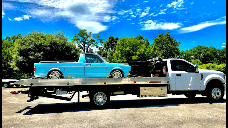 PREFERRED TOWING LLC tow truck