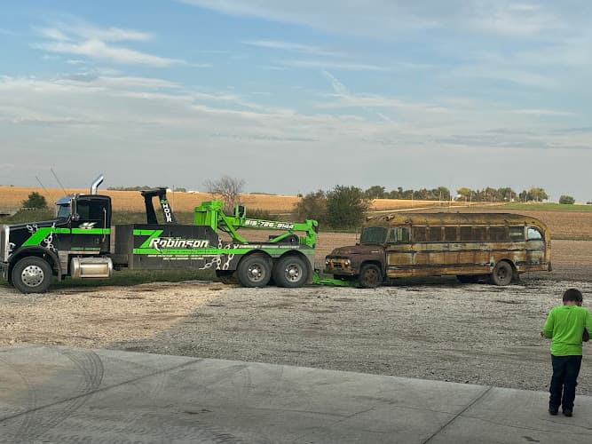 Robinson Truck & Trailer Repair LLC tow truck