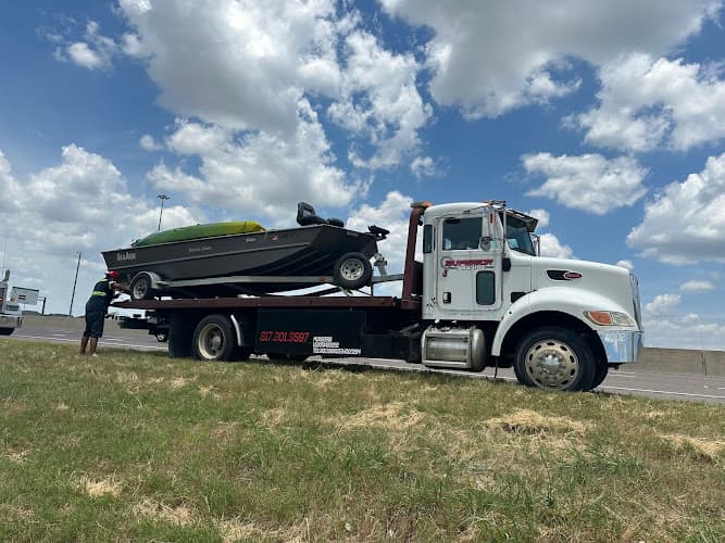 Superior Towing tow truck