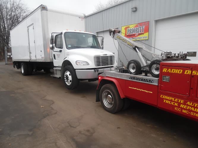 1st Priority Automotive and Towing LLC. tow truck