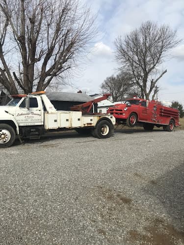 Lakeside Towing tow truck