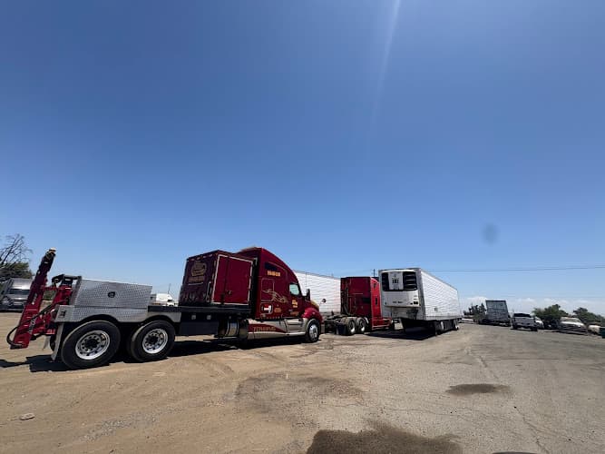 New Valley Towing tow truck