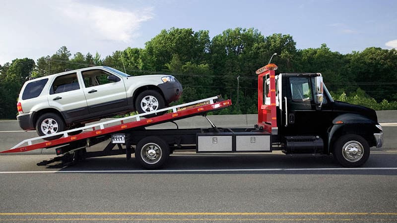 Rick's Towing tow truck