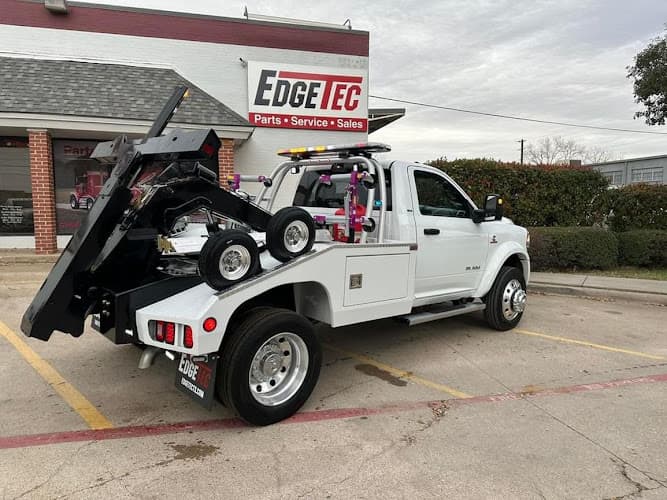 DFW FIVE STAR TOWING tow truck
