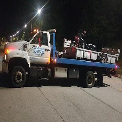 Gateway Towing, L.L.C. tow truck