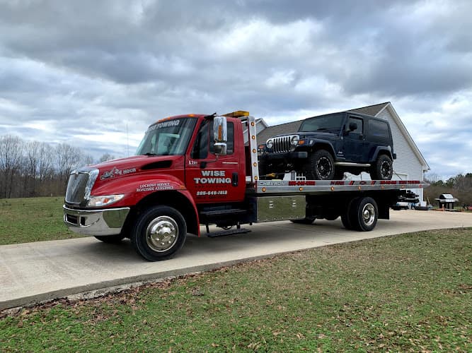 Wise Towing and Recovery tow truck