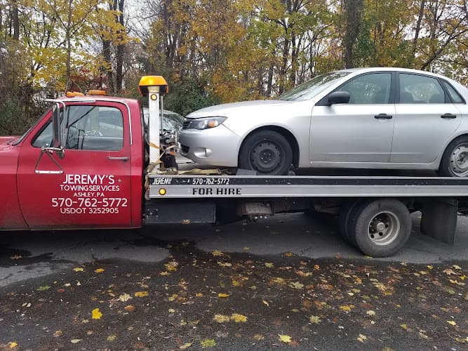 Jeremy's Towing Service tow truck