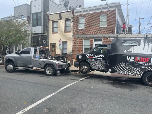 Hitched Towing & Recovery Llc tow truck