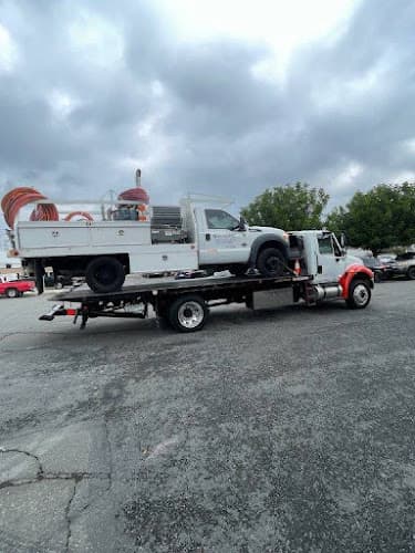 10-4 Tow of Missouri City tow truck