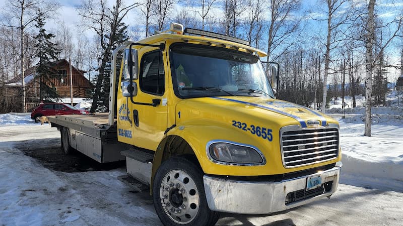 HelpLine Towing tow truck