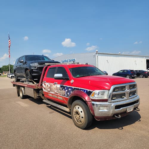 L & W Rapid Recovery tow truck