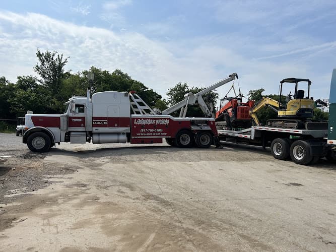 Lawrence Towing tow truck