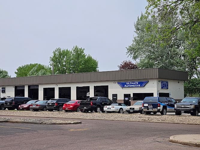 Ultimate Automotive tow truck