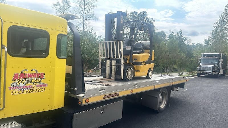 AAlways Hookin' Towing & Tire tow truck