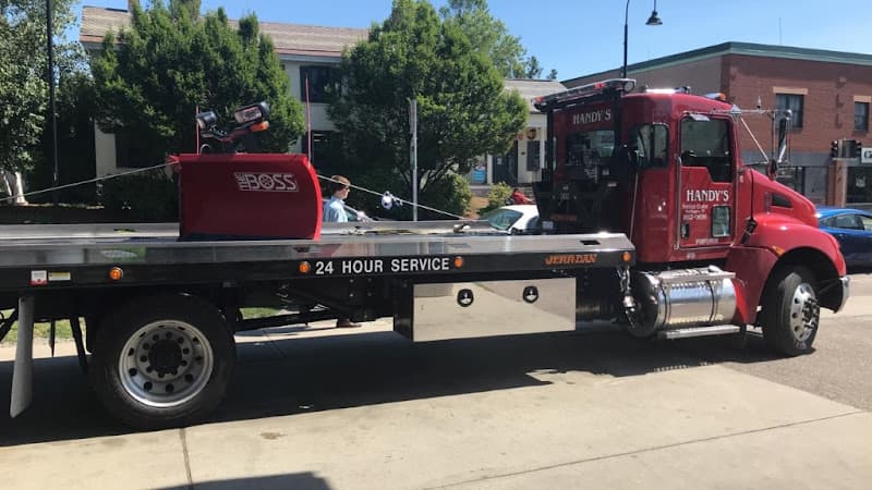 Handy's Service Center tow truck
