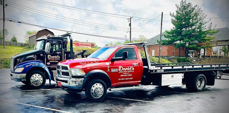 Davids Wrecker Service tow truck