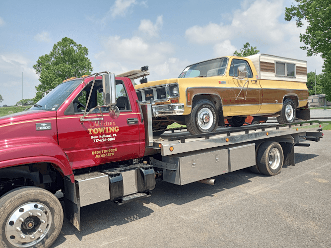 Martin's Towing tow truck