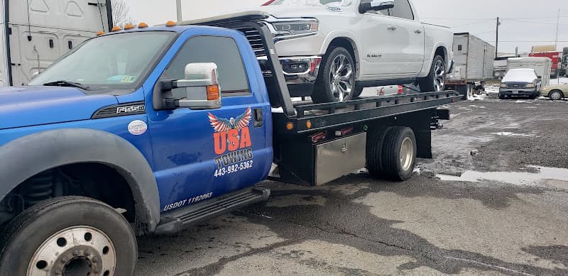 USA Towing LLC tow truck