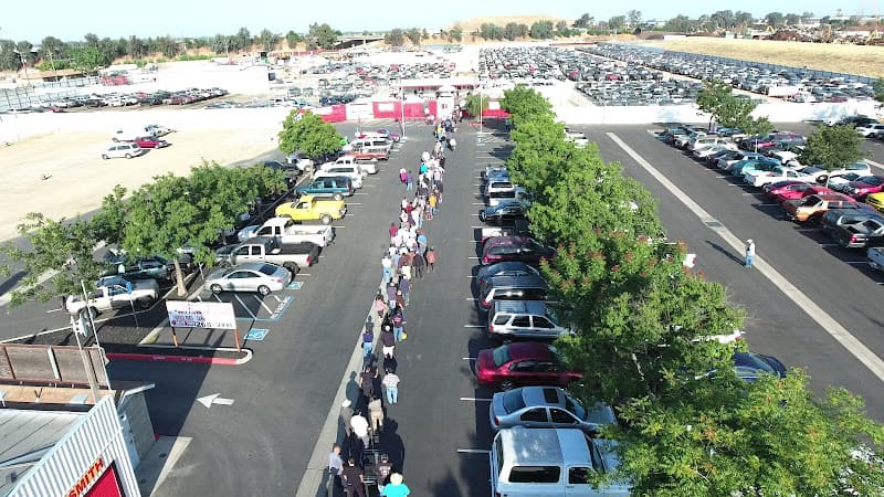 iPull-uPull Auto Parts - Fresno, CA tow truck