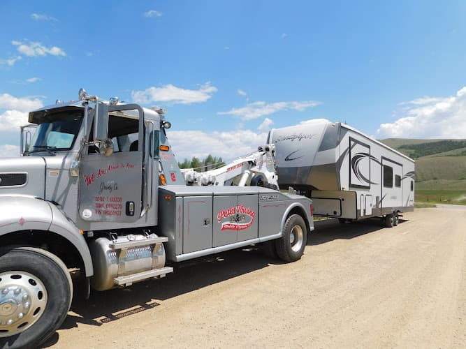 Pete's Towing & Mobile Repair LLC tow truck