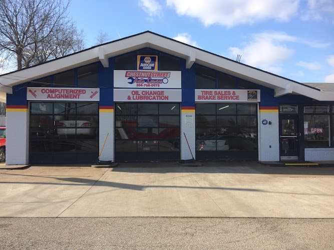 Chestnut Street Auto Service tow truck