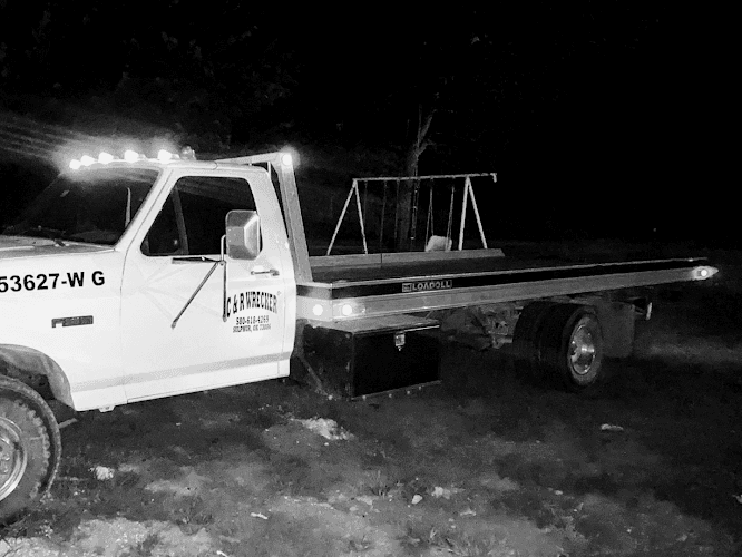 C&R Wrecker tow truck